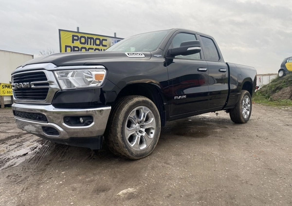 Dodge RAM cena 109900 przebieg: 40458, rok produkcji 2019 z Rzeszów małe 781